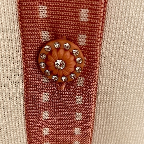 Beautiful pink and cream sweater jacket size L buttons down in front. - Picture 4 of 5